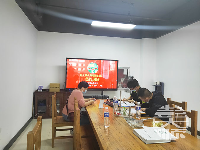 海南客户订购豆腐设备现场